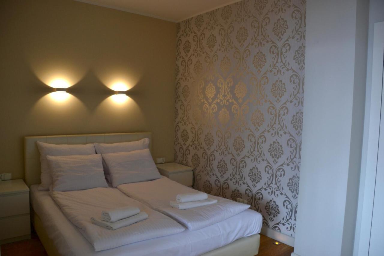Apartamenty Centrum Nad Motlawa Z Widokiem Na Patio Z Balkonem Гданск Екстериор снимка